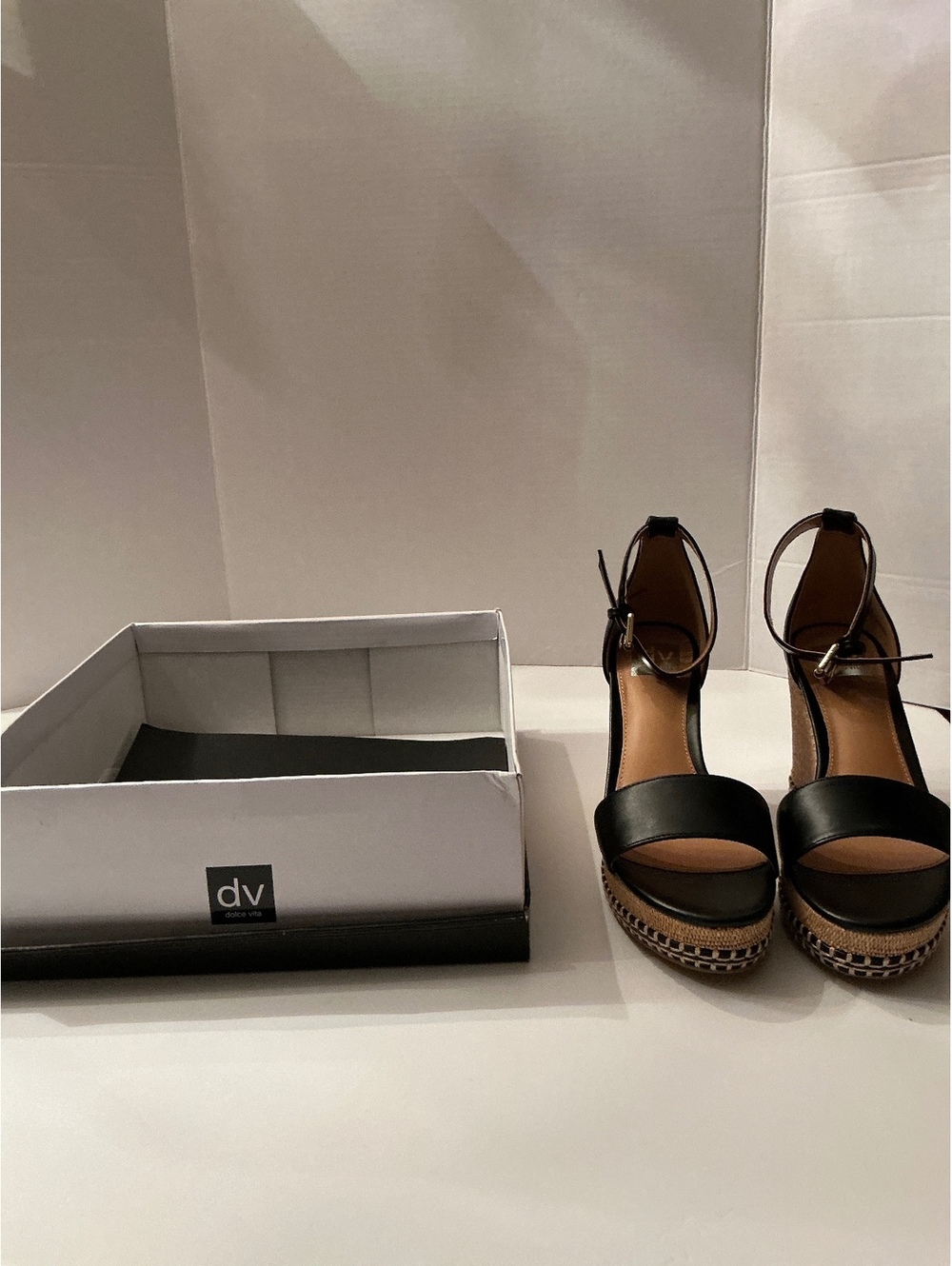 DV Dolce Vita Womens Tammara Ankle Strap Espadrille Wedge Sandals Black 8.5 NIB